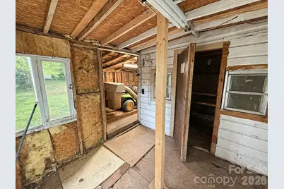 406 E L Street, Newton, NC 28658 - Photo 19