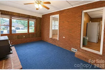 406 E L Street, Newton, NC 28658 - Photo 9