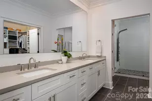 400 N Church St, Charlotte, NC 28202 - Photo 11