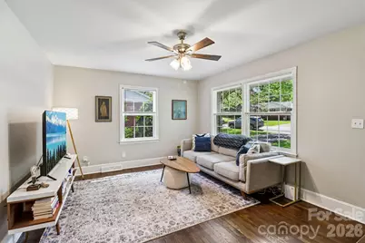 2809 Albany Lane, Charlotte, NC 28205 - Photo 5
