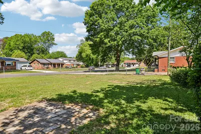 2809 Albany Lane, Charlotte, NC 28205 - Photo 21