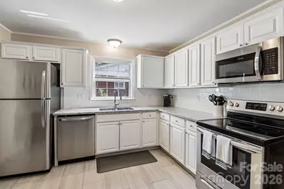 2809 Albany Lane, Charlotte, NC 28205 - Photo 9