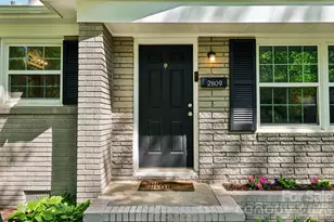 2809 Albany Ln, Charlotte, NC 28205 - Photo 3