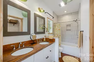 18 N Bear Vw Dr, Hendersonville, NC 28792 - Photo 15