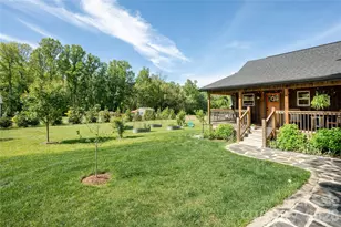 18 N Bear Vw Dr, Hendersonville, NC 28792 - Photo 25