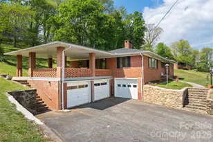 55 Boydston St, Canton, NC 28716 - Photo 3