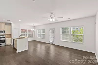 2435 Alyssa Lane, Charlotte, NC 28208 - Photo 5