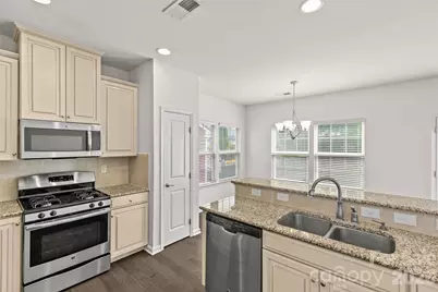 2435 Alyssa Lane, Charlotte, NC 28208 - Photo 15