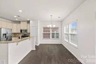 2435 Alyssa Ln, Charlotte, NC 28208 - Photo 7