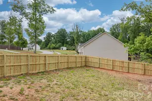 1700 Ivey Ct, Maiden, NC 28650 - Photo 27