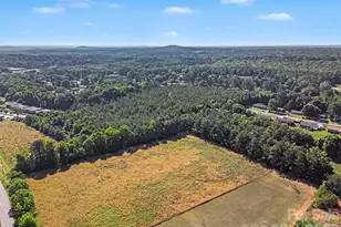 1013 Caldwell St, Statesville, NC 28677 - Photo 13