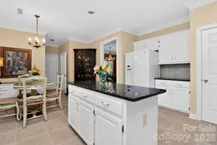 8902 Taunton Dr, Huntersville, NC 28078 - Photo 9