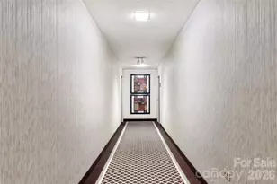 1300 Queens Rd, Charlotte, NC 28207 - Photo 23
