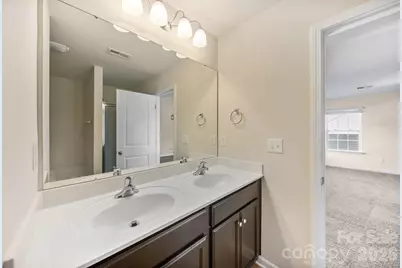 8523 Mansell Court, Charlotte, NC 28215 - Photo 35