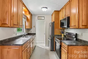 401 Lower Grassy Branch Rd, Asheville, NC 28805 - Photo 7
