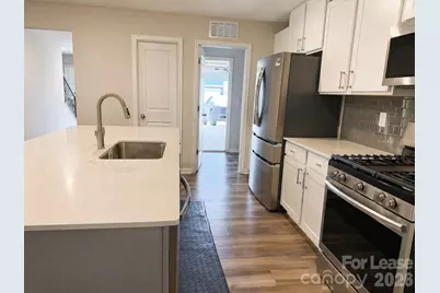 10227 Chatham Run Lane, Charlotte, NC 28262 - Photo 13