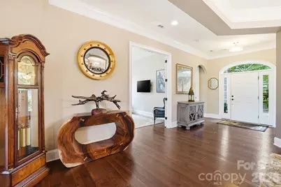 15519 Lake Ridge Road, Charlotte, NC 28278 - Photo 5