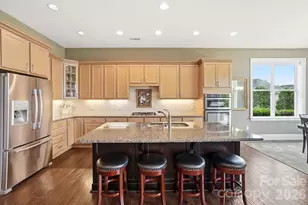 15519 Lake Ridge Rd, Charlotte, NC 28278 - Photo 11