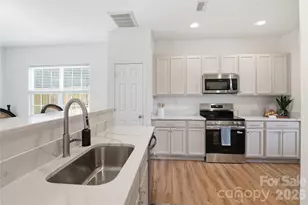 425 Laurel Fork Dr, Fort Mill, SC 29715 - Photo 13