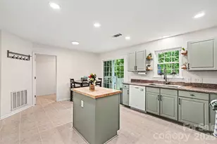 6752 Allness Glen Ln, Charlotte, NC 28269 - Photo 15