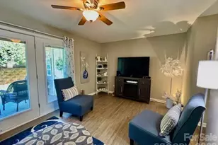3261 White Oak Ct, Claremont, NC 28610 - Photo 9