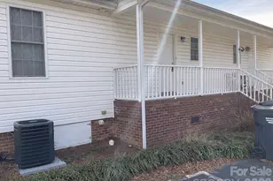 1020 Rosewood Dr, Dallas, NC 28034 - Photo 5