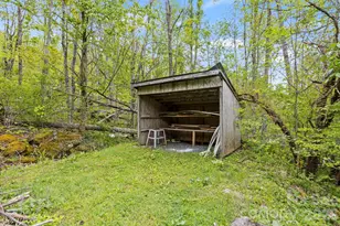 1108 Pine Root Branch Rd, Bakersville, NC 28705 - Photo 37