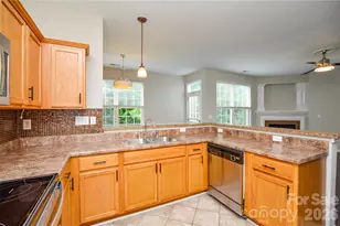 16410 Greybriar Forest Ln, Charlotte, NC 28278 - Photo 15