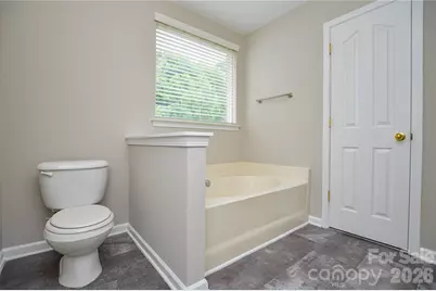 16410 Greybriar Forest Lane, Charlotte, NC 28278 - Photo 35