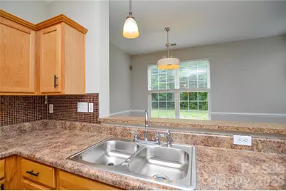 16410 Greybriar Forest Lane, Charlotte, NC 28278 - Photo 17