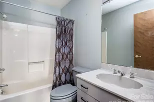 38 Ravencroft Ln, Asheville, NC 28803 - Photo 25