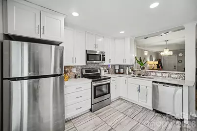 5909 Cougar Lane, Charlotte, NC 28269 - Photo 9