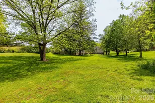 1492 Murray Rd, Canton, NC 28716 - Photo 9