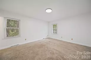6126 Eagle Peak Dr, Charlotte, NC 28214 - Photo 17