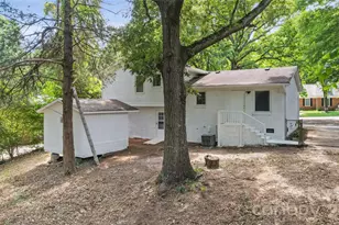 6126 Eagle Peak Dr, Charlotte, NC 28214 - Photo 3