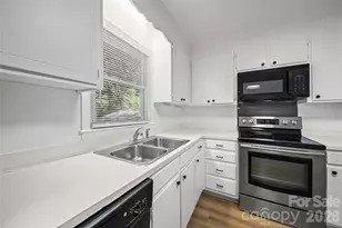 6126 Eagle Peak Dr, Charlotte, NC 28214 - Photo 15