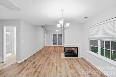 9904 Birch Knoll Court, Charlotte, NC 28213 - Photo 5