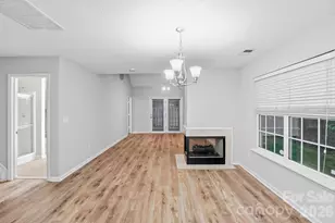 9904 Birch Knoll Ct, Charlotte, NC 28213 - Photo 5