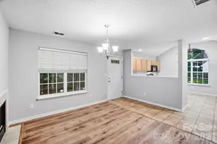 9904 Birch Knoll Ct, Charlotte, NC 28213 - Photo 7