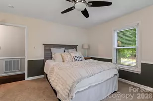 300 Brookmeade Dr, Statesville, NC 28625 - Photo 21