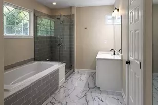 7531 Woodknoll Dr, Charlotte, NC 28217 - Photo 17