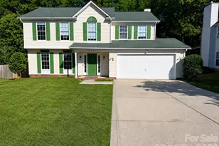 7531 Woodknoll Dr, Charlotte, NC 28217 - Photo 1