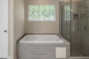 7531 Woodknoll Dr, Charlotte, NC 28217 - Photo 17