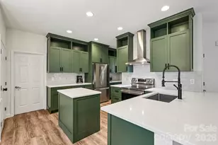 551 Dovefield Dr, Indian Trail, NC 28079 - Photo 9