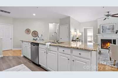 3224 Margellina Drive, Charlotte, NC 28210 - Photo 5