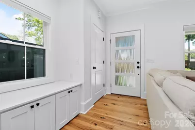 5026 Buckingham Drive, Charlotte, NC 28209 - Photo 5