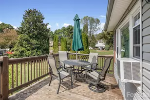 84 Candlelight Cir, Clyde, NC 28721 - Photo 27