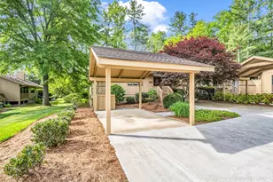 102 White Oak Dr, Hendersonville, NC 28791 - Photo 3