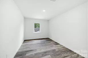 4147 2nd St NE, Hickory, NC 28601 - Photo 17