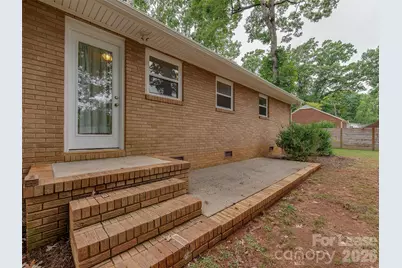 5646 Oak Drive, Charlotte, NC 28216 - Photo 25